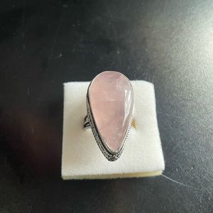 Rose quartz ring size 6.75